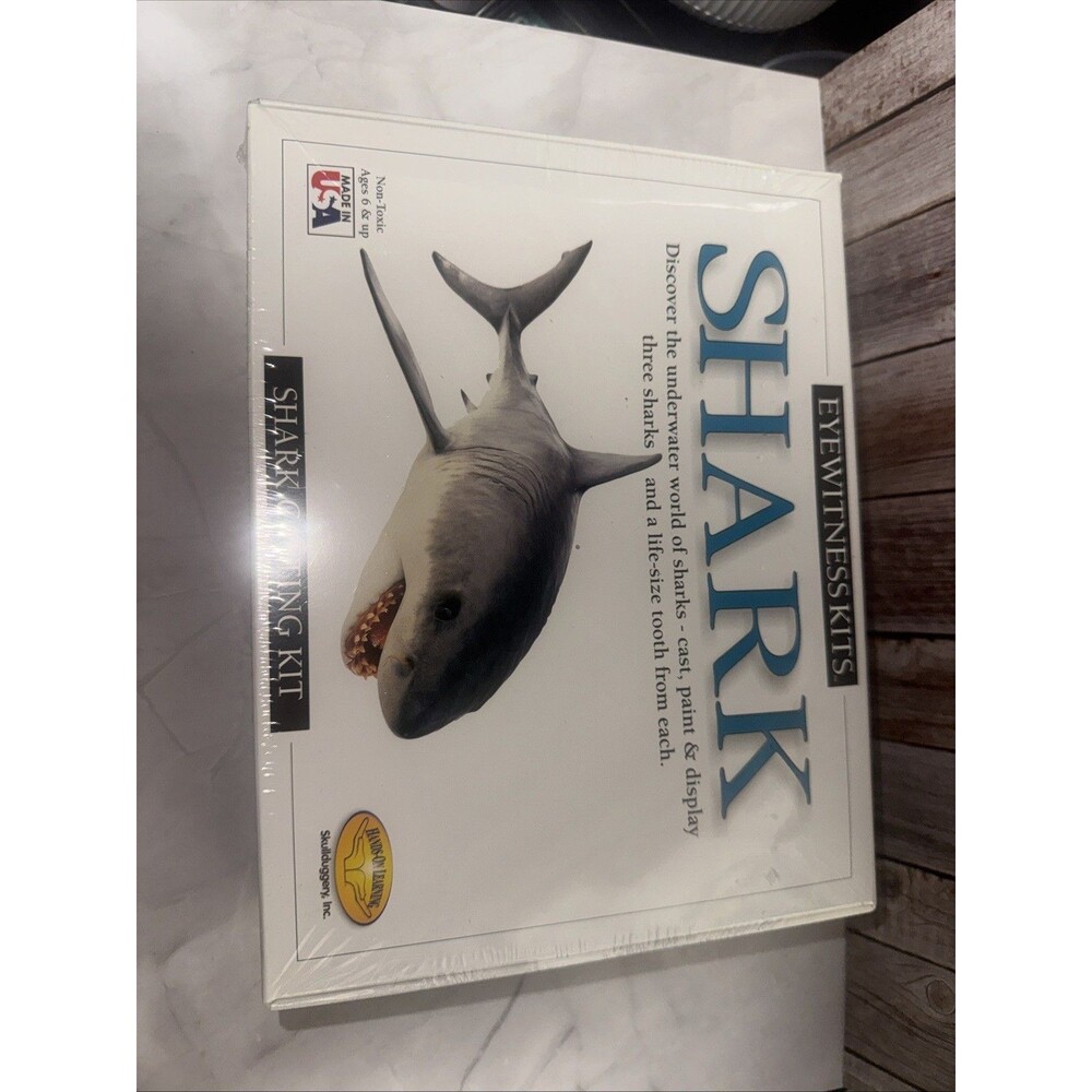 Eyewitness Kits Shark Casting Kit New Sealed